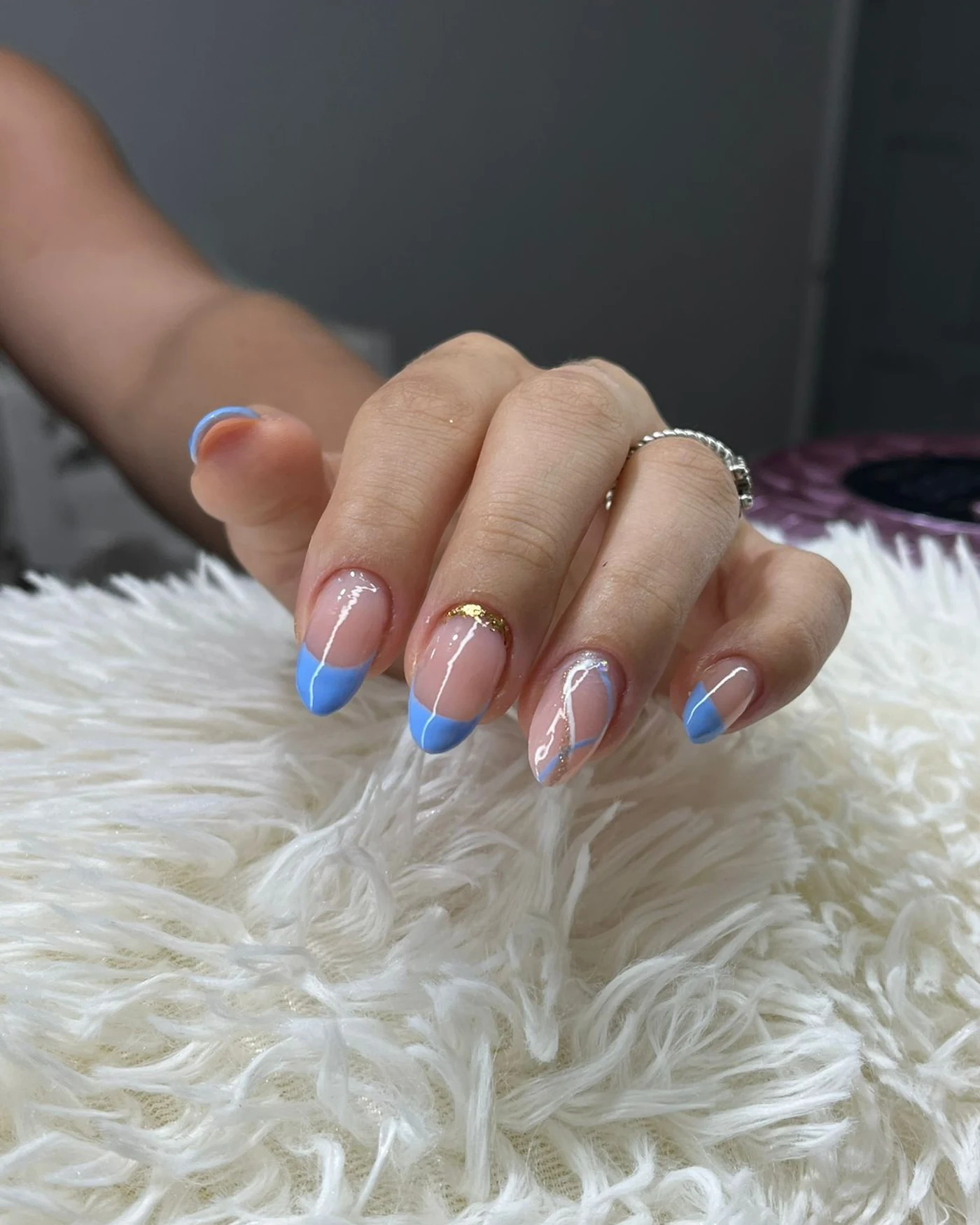 Imagem de unhas com toque sutil e acabamento premium