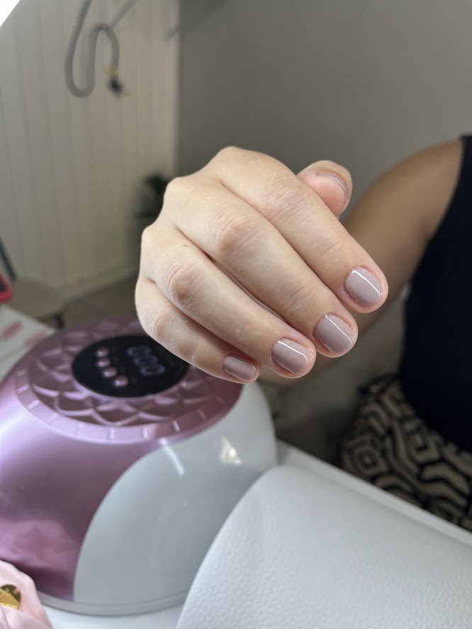 Alongamento de unhas em gel
